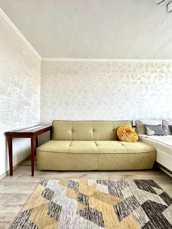 Ochota Apartment ワルシャワ エクステリア 写真